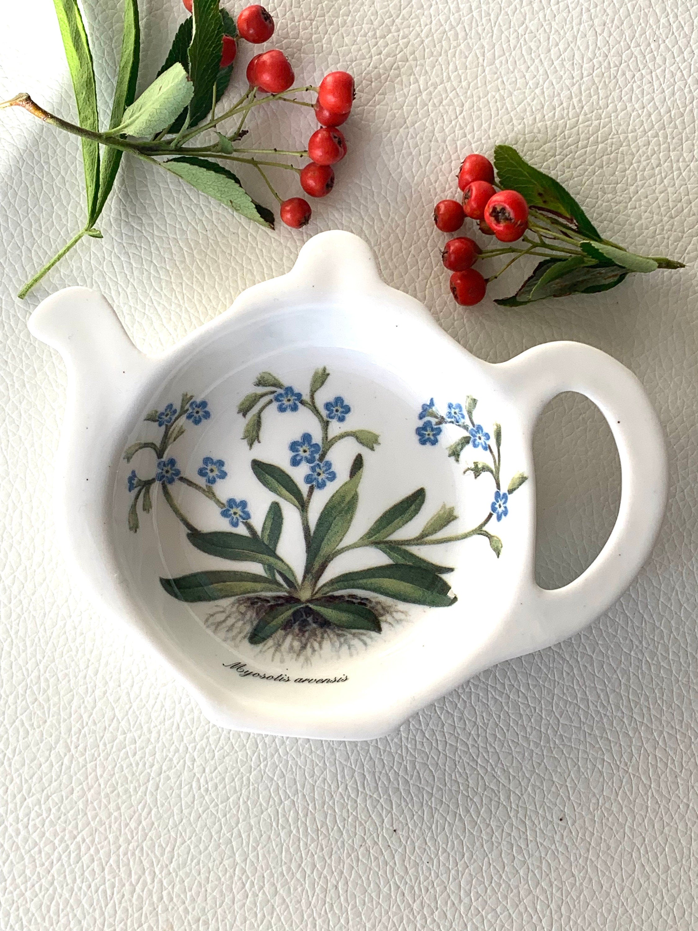 Vintage white porcelain floral tea bag or spoon rest in a shape of a tea pot. Nostalgic collectible souvenir from England. Gift unisex