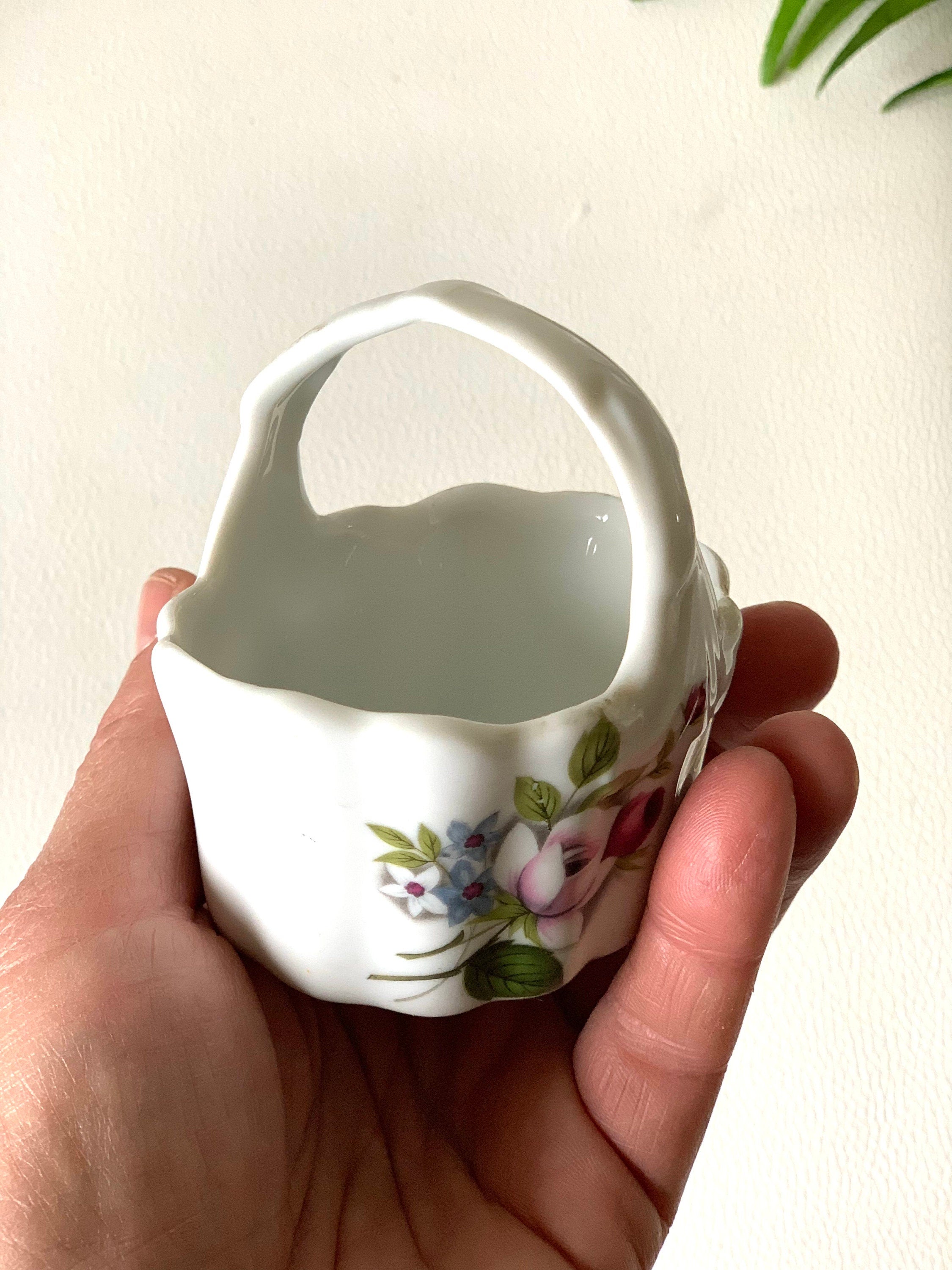 Lovely white porcelain basket trinket bowl with painted roses and sign For Mother with Love. Labled as