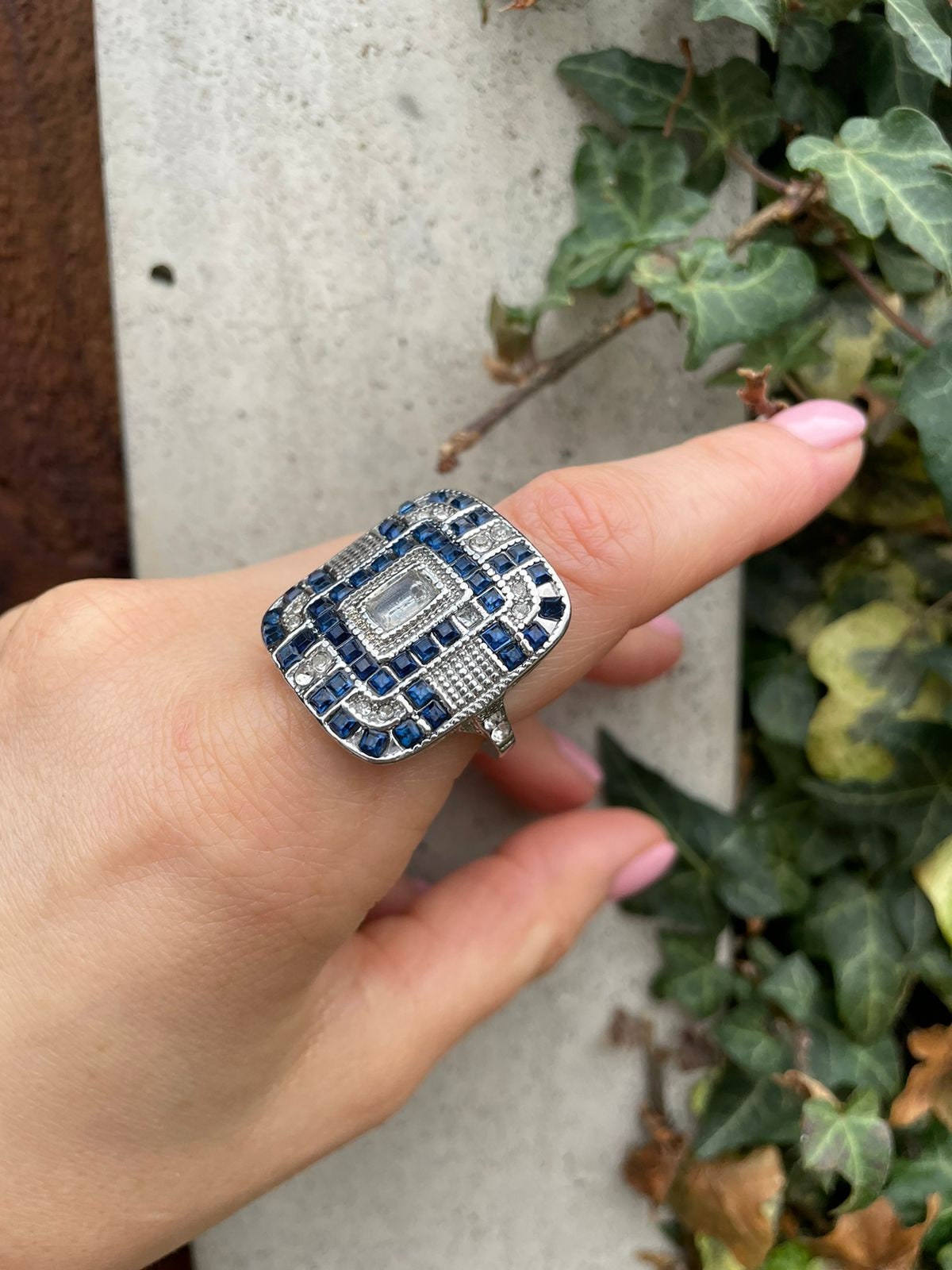 Silver metal and sapphire blue crystal square statement ring. Vintage large ring unisex. Gift for her. Gift for him. Gift unisex