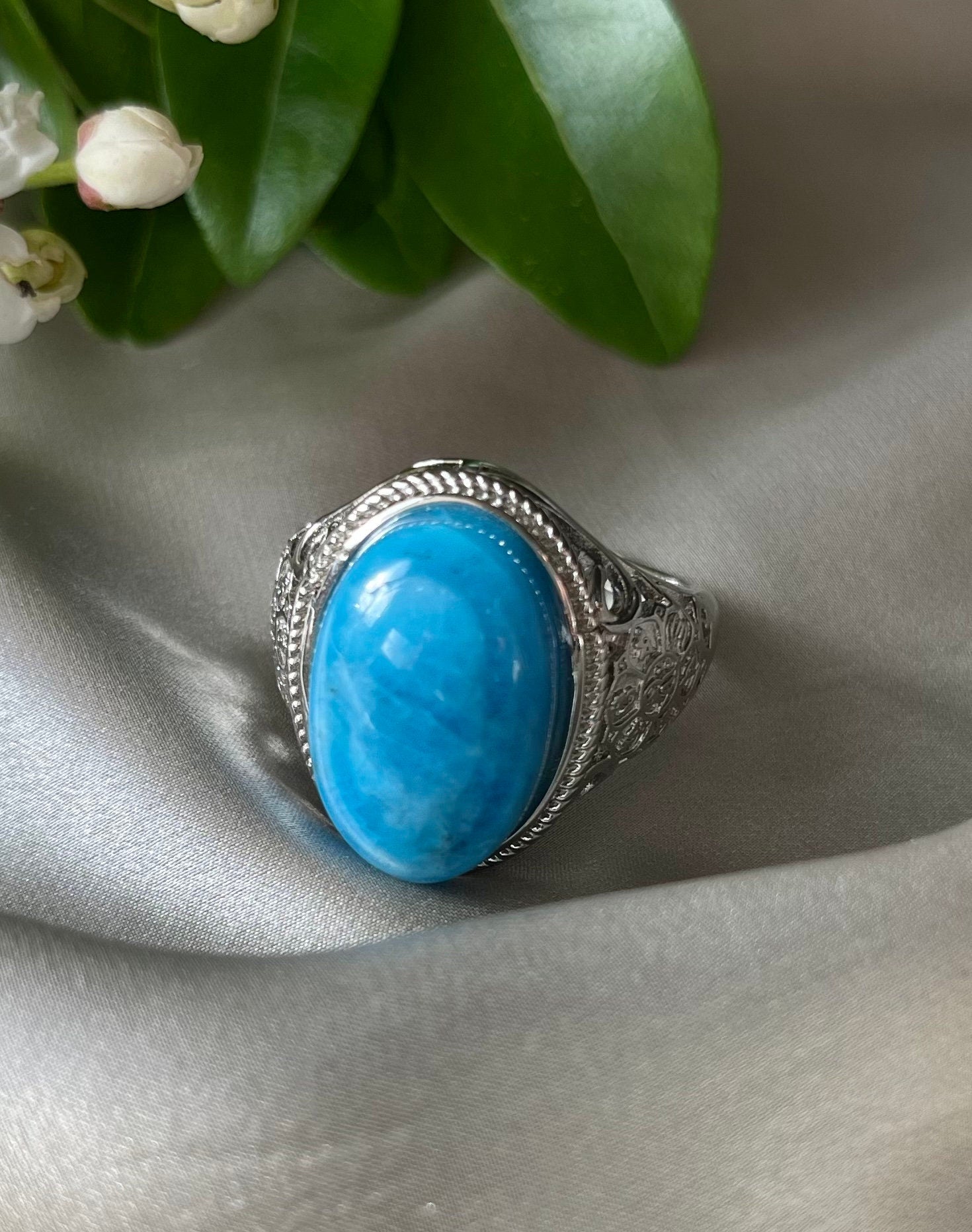 Natural Apatite oval stone silver plated engraved adjustable vintage statement ring. Blue and silver gemstone ring unisex. Gift unisex