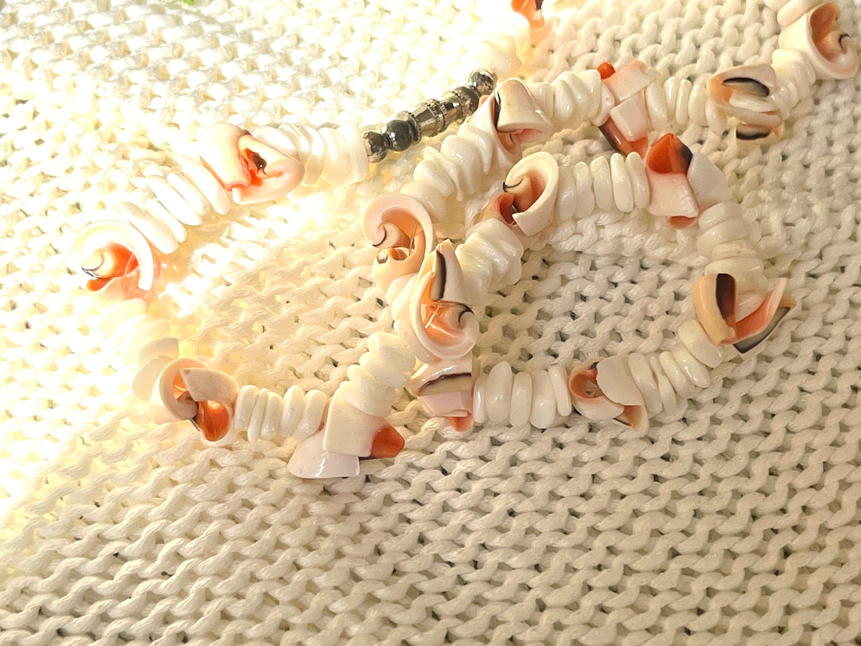 Natural shell tropical choker necklace. Vintage white and pink summer necklace for a woman. Boho or tribal style necklace. Gift for her