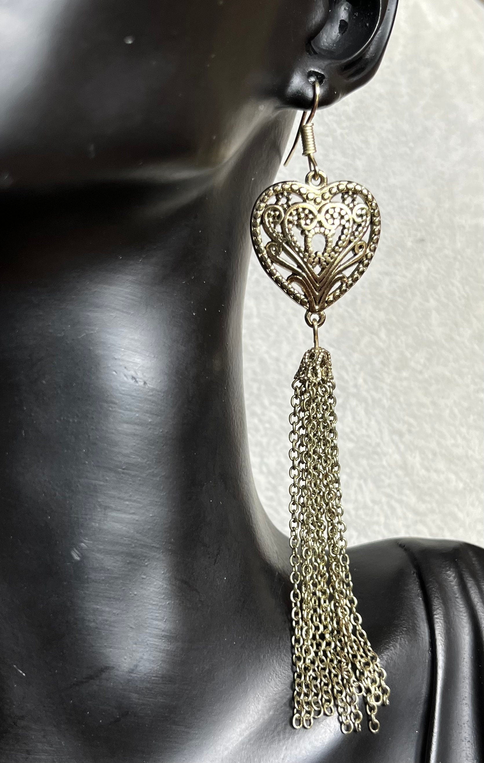 Silver metal filigree heart with chain tassel long dangle drop vintage earrings. Boho style earrings. Lovely vintage gift for her.