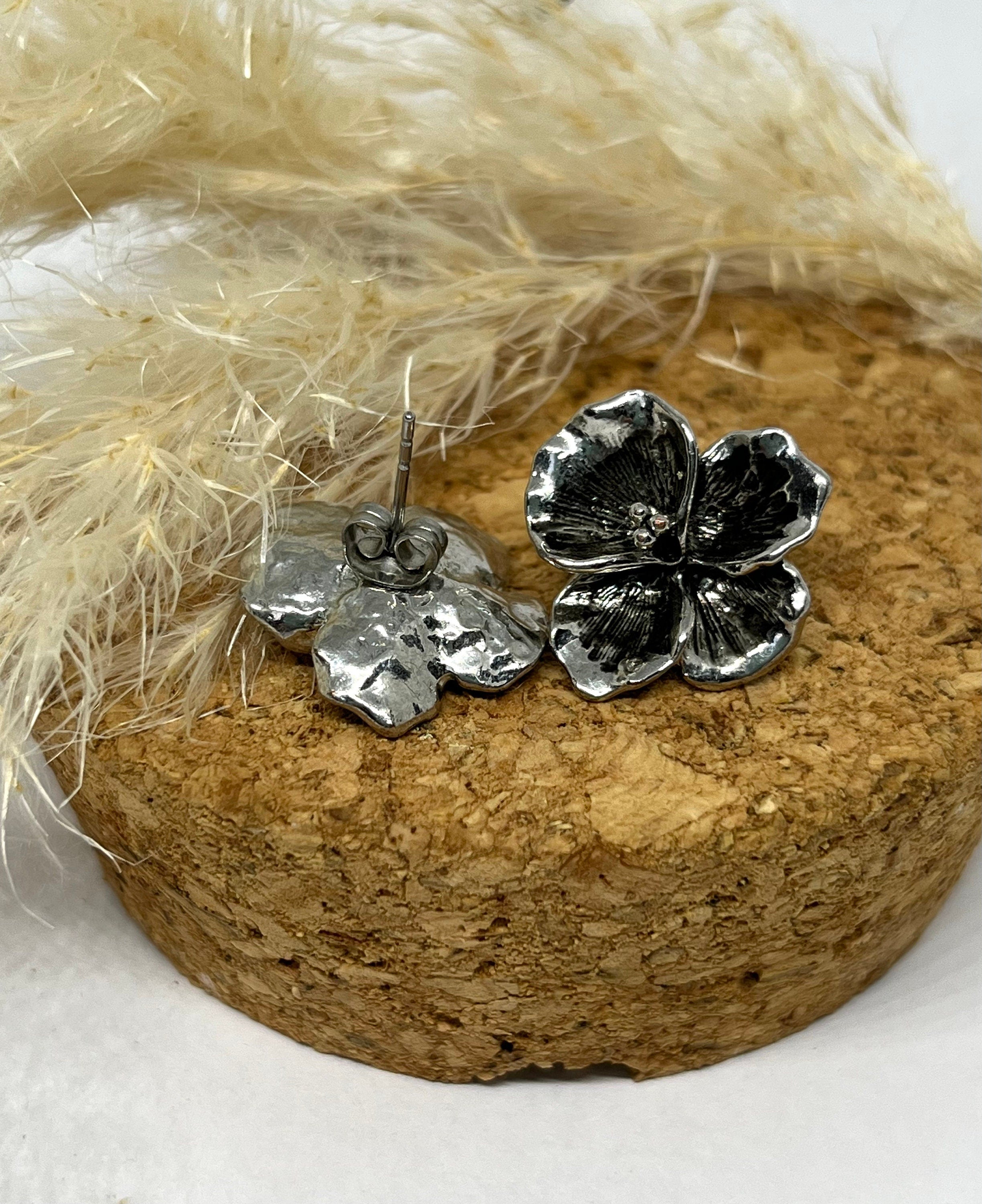 Silver Tone Blackened Metal Flower Shaped Vintage Stud earrings for a Woman. Gift for Ger.